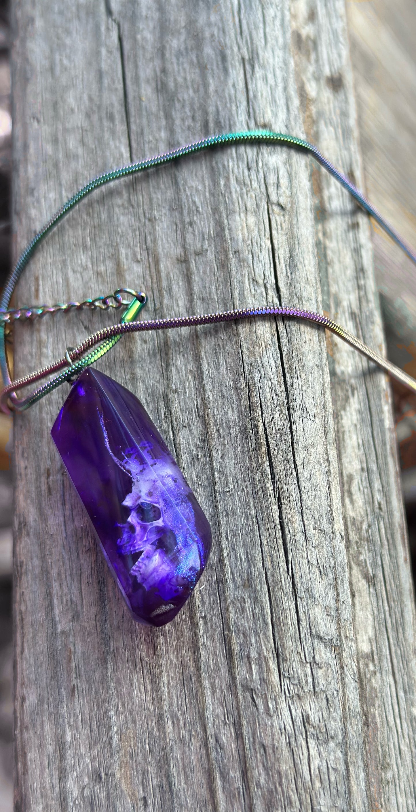 Shade of a Twisted Soul - pendant