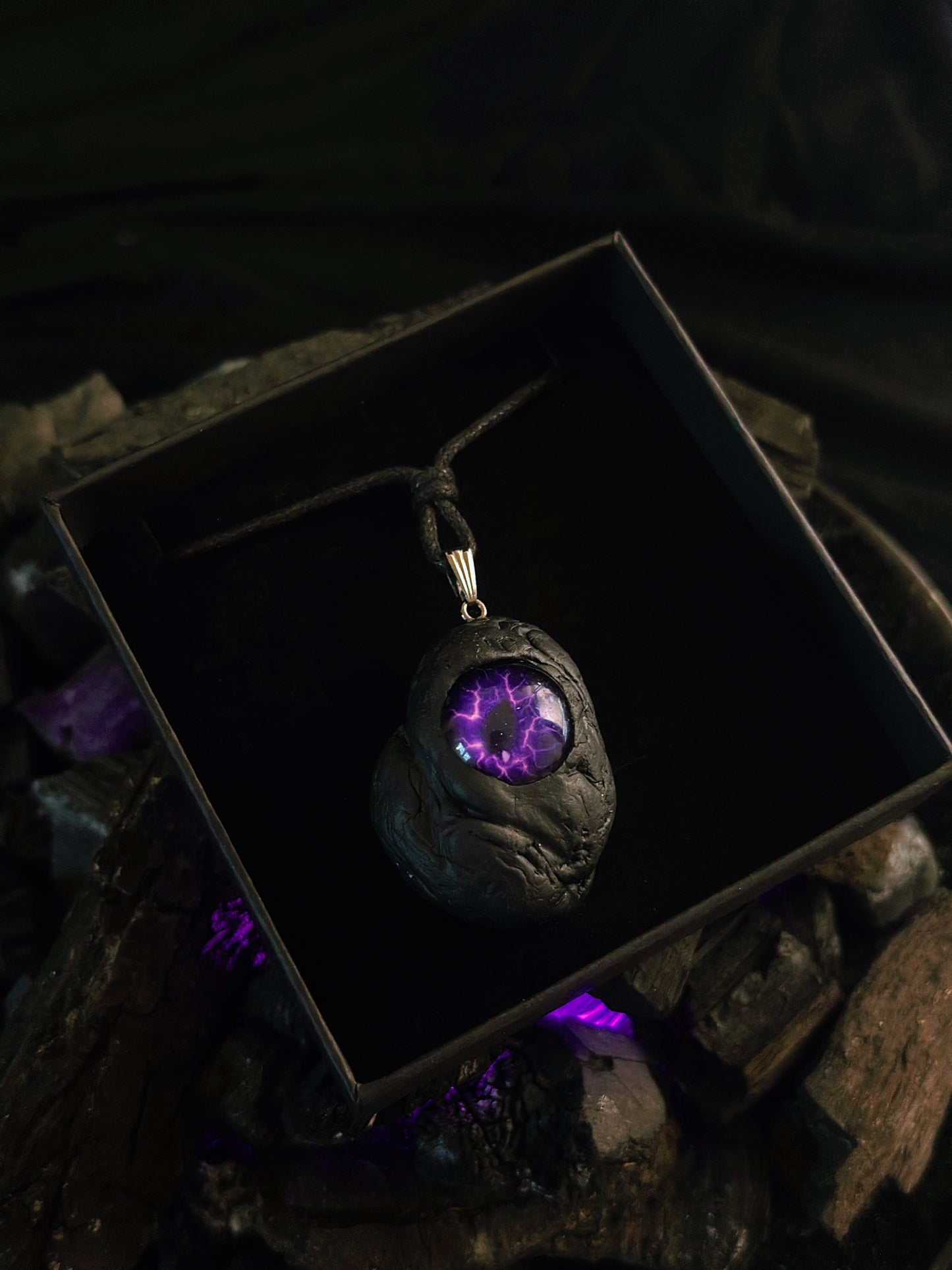 The Silent Observer - magical fantasy pendant