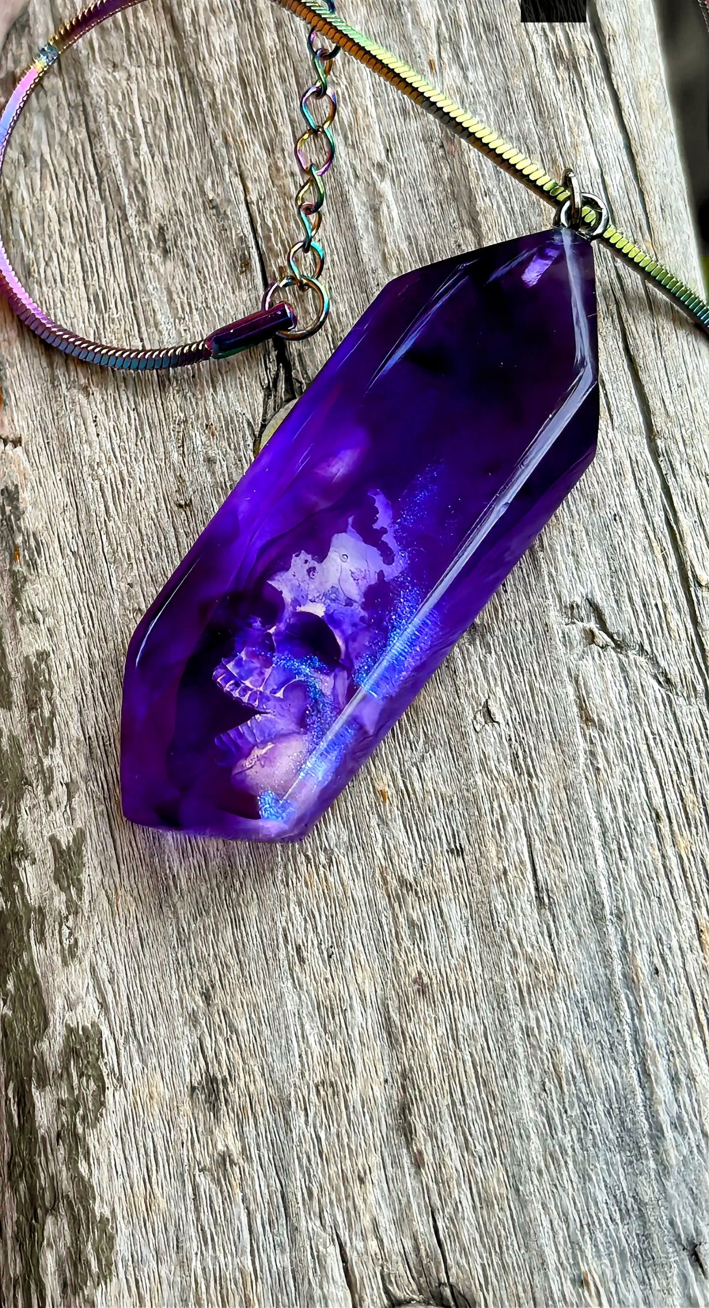 Shade of a Twisted Soul - Pendant